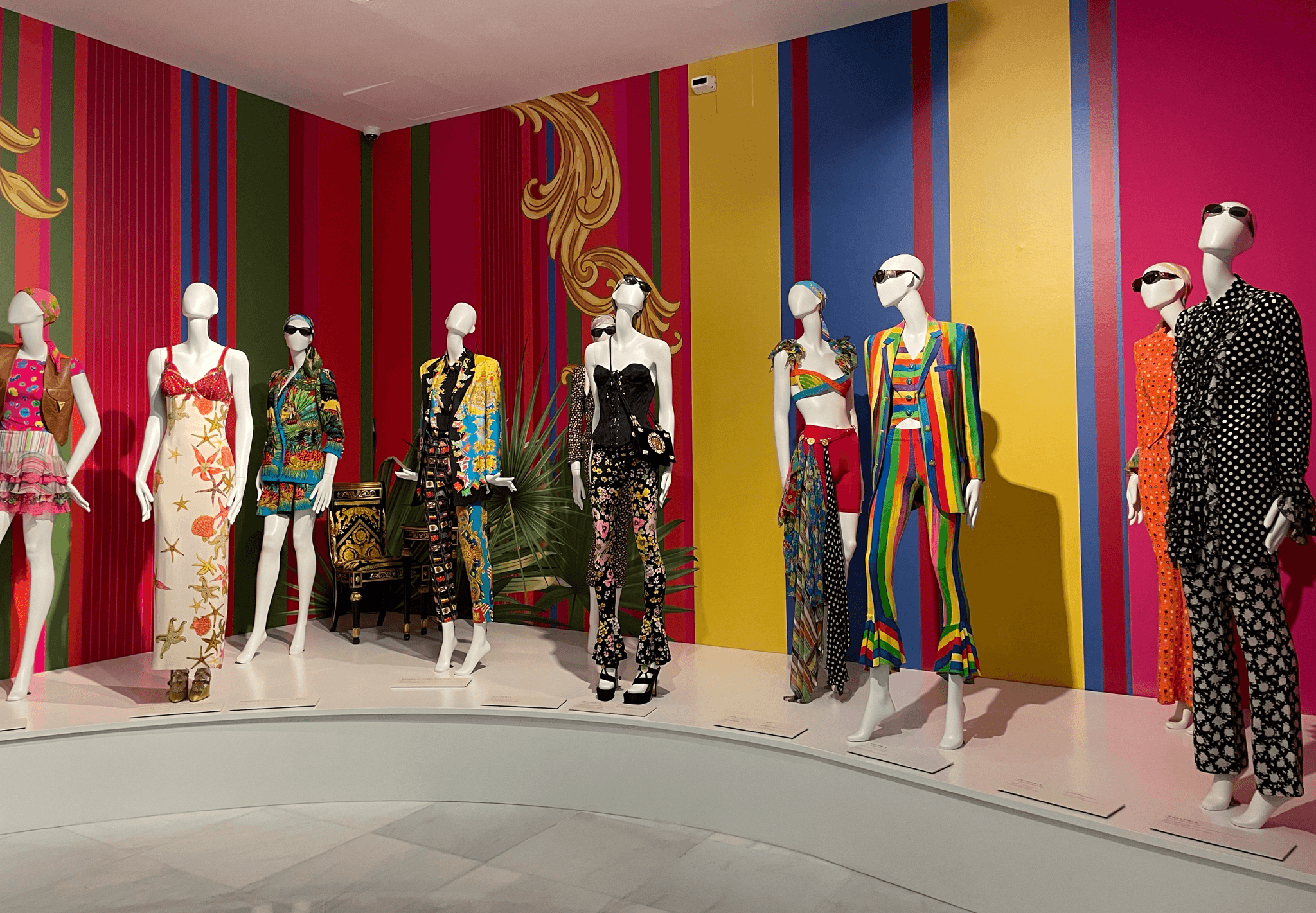 AgeNCe - Gianni Versace Retrospective - Malaga
